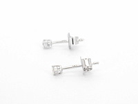 Witgouden oorbellen met diamant - afbeelding 9 van  10