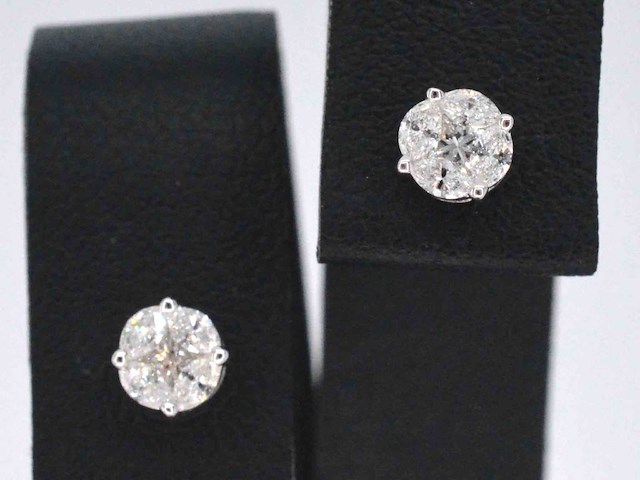 Witgouden oorbellen met diamant - afbeelding 1 van  10