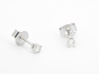 Witgouden oorbellen met diamant - afbeelding 8 van  11