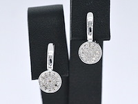 Witgouden oorbellen met diamant