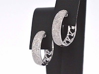 Witgouden oorbellen met diamant - afbeelding 5 van  10
