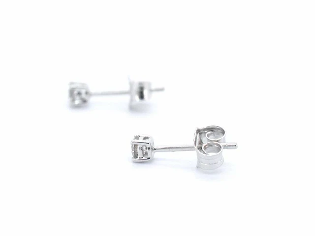 Witgouden oorbellen met diamant - afbeelding 5 van  9