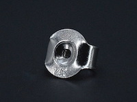 Witgouden oorbellen met diamanten en robijn - afbeelding 6 van  8