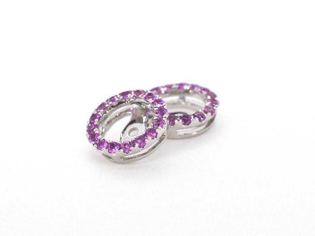 Witgouden oorbellen met diamanten en roze saffieren - afbeelding 6 van  6