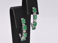 Witgouden oorbellen met diamanten en smaragd - afbeelding 5 van  9