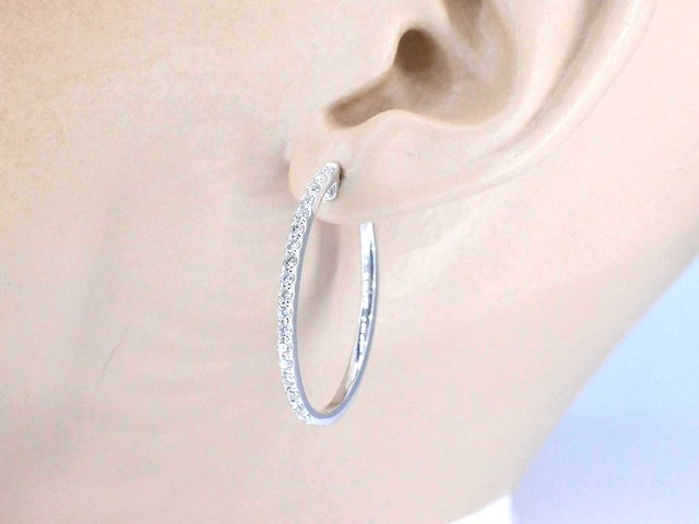 Witgouden oorbellen met diamanten - afbeelding 4 van  8