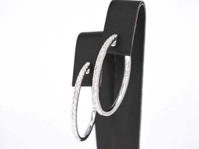 Witgouden oorbellen met diamanten - afbeelding 5 van  8