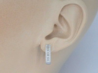 Witgouden oorbellen met diamanten - afbeelding 8 van  11