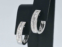 Witgouden oorbellen met diamanten - afbeelding 4 van  11