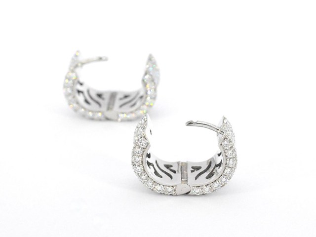 Witgouden oorbellen met diamanten - afbeelding 2 van  13