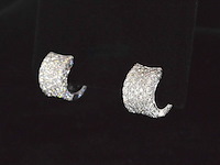 Witgouden oorbellen met diamanten - afbeelding 7 van  13