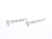 Witgouden oorbellen met diamanten - afbeelding 8 van  10