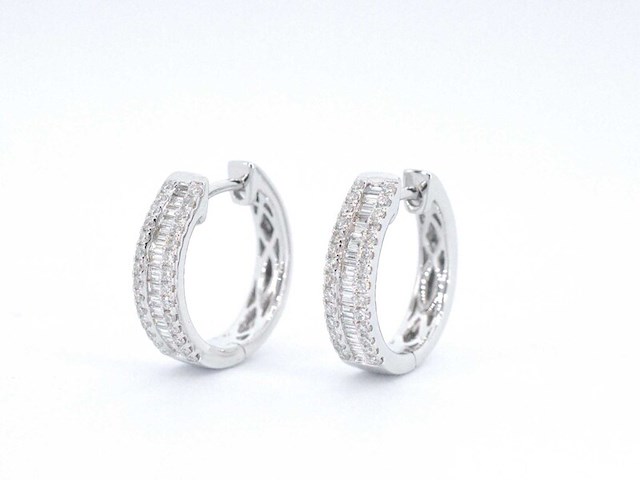 Witgouden oorbellen met diamanten - afbeelding 10 van  12