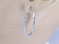 Witgouden oorbellen met diamanten - afbeelding 2 van  9