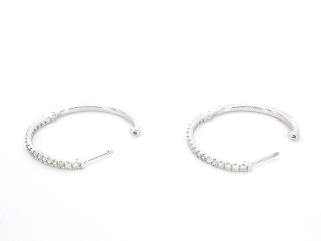 Witgouden oorbellen met diamanten - afbeelding 6 van  9