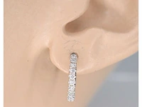 Witgouden oorbellen met diamanten - afbeelding 2 van  5