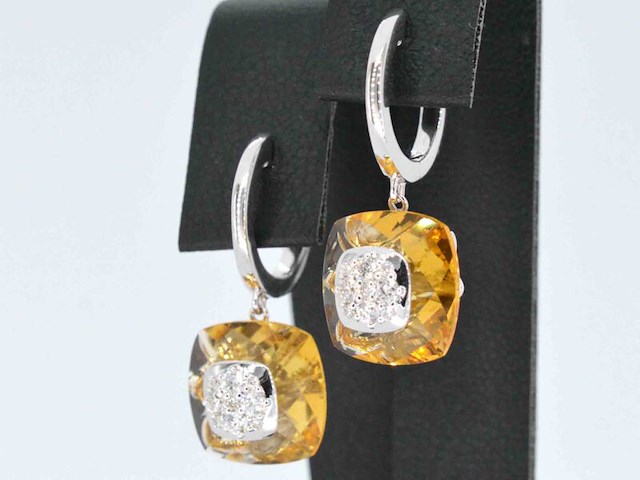 Witgouden oorbellen met een natuurlijke citrien en diamant - afbeelding 3 van  9