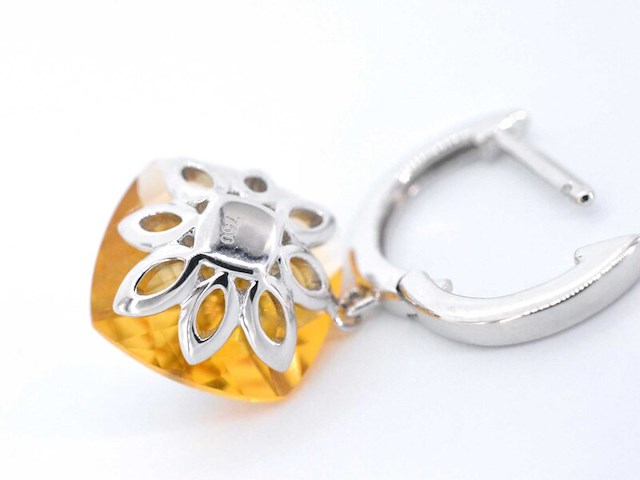 Witgouden oorbellen met een natuurlijke citrien en diamant - afbeelding 7 van  9