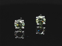 Witgouden oorbellen met groene diamanten 0.50 carat - afbeelding 7 van  9