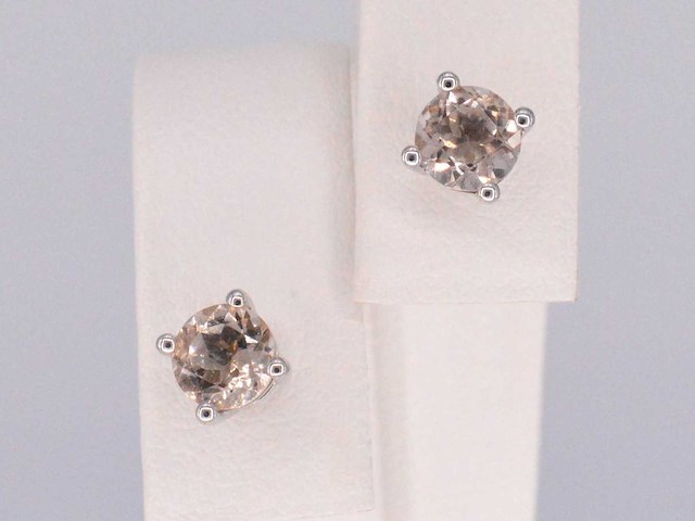 Witgouden oorbellen met morganiet - afbeelding 1 van  9