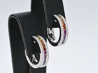 Witgouden oorbellen met multi colour saffieren en diamanten - afbeelding 5 van  8