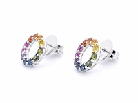 Witgouden oorbellen met multi colour saffieren in een cirkel - afbeelding 7 van  10
