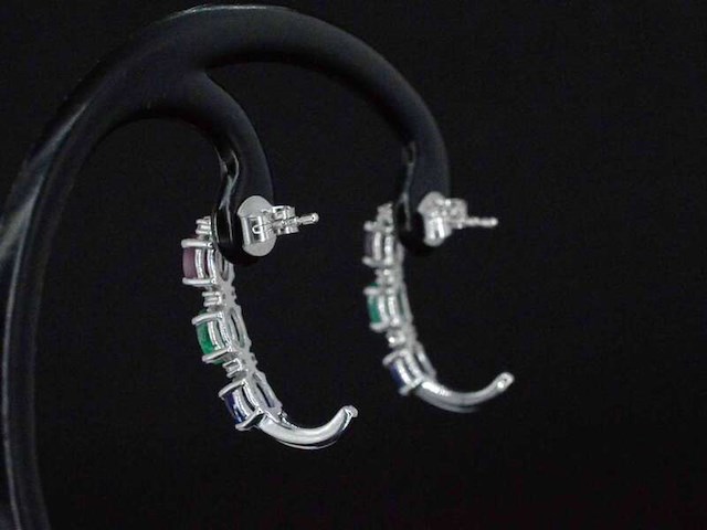 Witgouden oorbellen met multicolour edelstenen en diamant - afbeelding 4 van  9