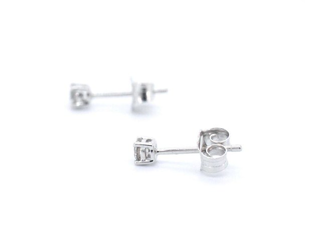 Witgouden oorbellen met natuurlijke diamant - afbeelding 5 van  9