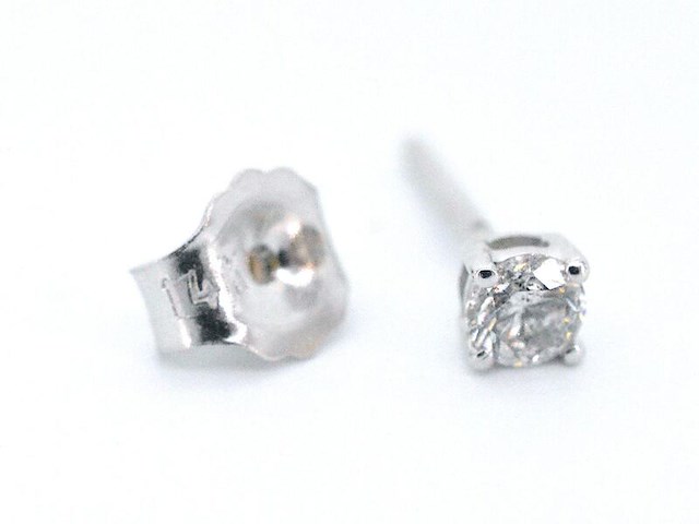 Witgouden oorbellen met natuurlijke diamant - afbeelding 7 van  9