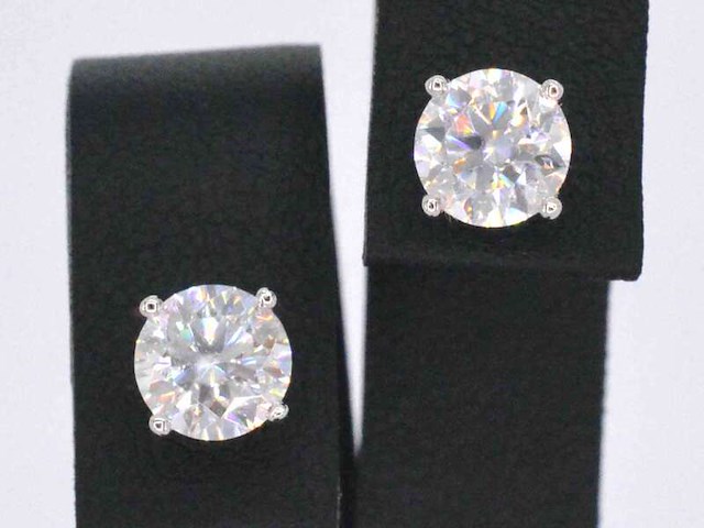 Witgouden oorbellen met natuurlijke diamanten 1.51 carat (gia gecertificeerd) - afbeelding 1 van  12