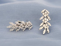 Witgouden oorbellen met natuurlijke diamanten 1.60 carat - afbeelding 2 van  9