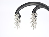 Witgouden oorbellen met natuurlijke diamanten 1.60 carat - afbeelding 5 van  10