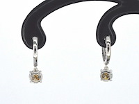 Witgouden oorbellen met natuurlijke diamanten - afbeelding 5 van  8