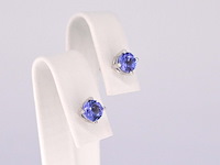 Witgouden oorbellen met tanzaniet - afbeelding 5 van  10