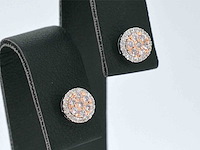 Witgouden oorbellen roze en witte diamanten - afbeelding 5 van  8