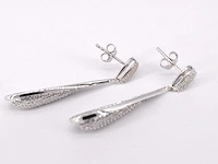 Witgouden oorhanger diamant - afbeelding 7 van  8