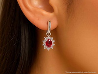 Witgouden oorhangers met natuurlijke diamanten en robijnen - afbeelding 2 van  8