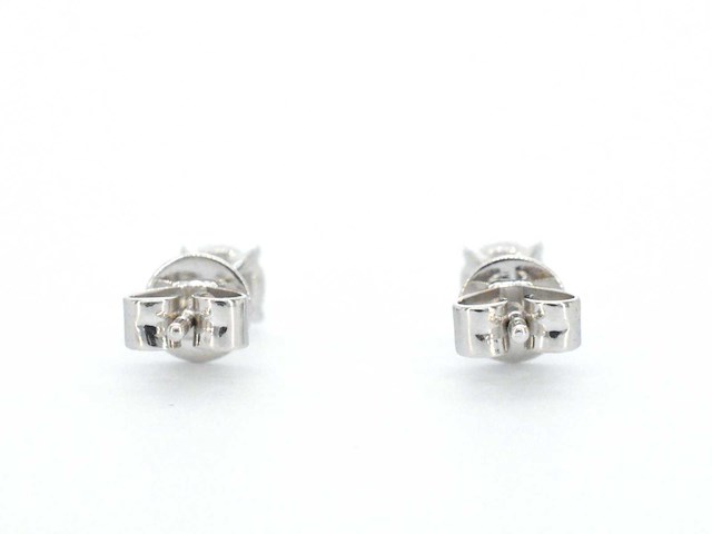 Witgouden oorknoppen met diamant - afbeelding 8 van  10