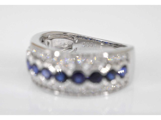 Witgouden pavé ring diamant saffier - afbeelding 4 van  5