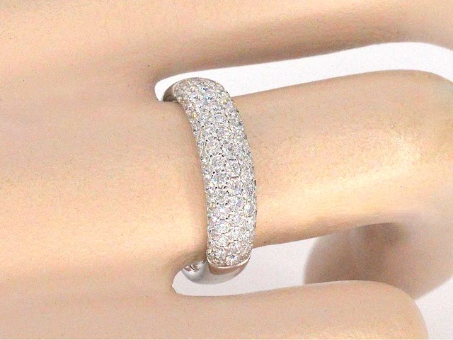 Witgouden pave ring met diamanten 0.90 carat - afbeelding 2 van  11