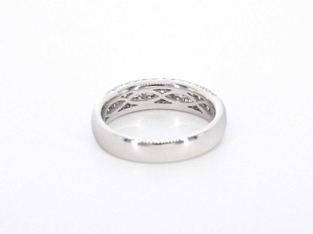 Witgouden pave ring met diamanten 0.90 carat - afbeelding 10 van  11