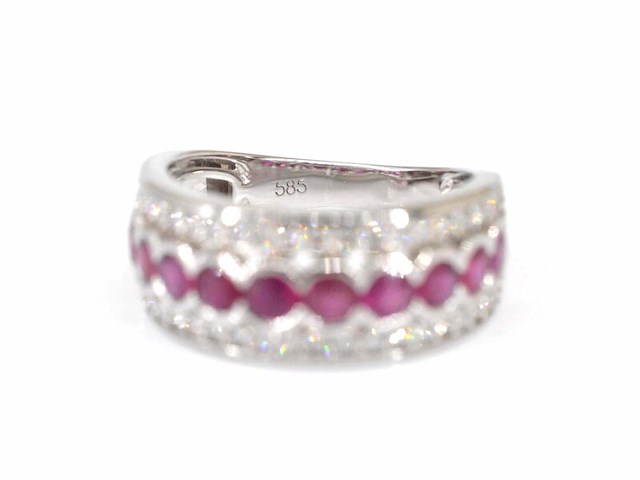 Witgouden pave ring met diamanten en robijn - afbeelding 4 van  7