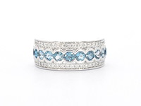 Witgouden pave ring met diamanten en topaas - afbeelding 8 van  11