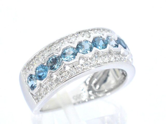 Witgouden pave ring met diamanten en topaas - afbeelding 6 van  11
