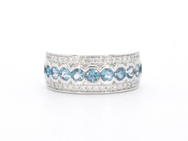Witgouden pave ring met diamanten en topaas - afbeelding 8 van  11