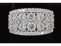 Witgouden pavé ring met diamanten - afbeelding 1 van  7