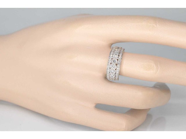 Witgouden pavé ring met diamanten - afbeelding 2 van  7