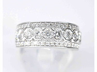 Witgouden pavé ring met diamanten - afbeelding 5 van  7