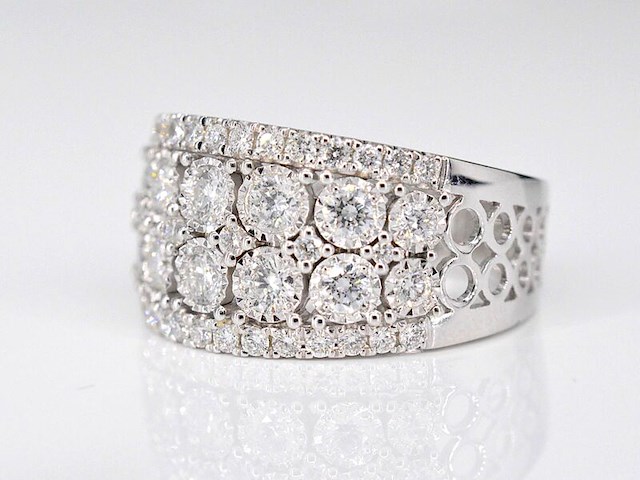 Witgouden pavering met diamanten - afbeelding 4 van  8