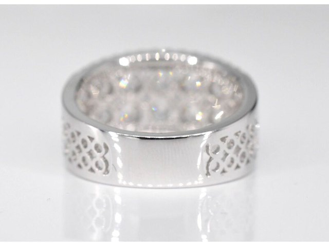 Witgouden pavering met diamanten - afbeelding 5 van  8